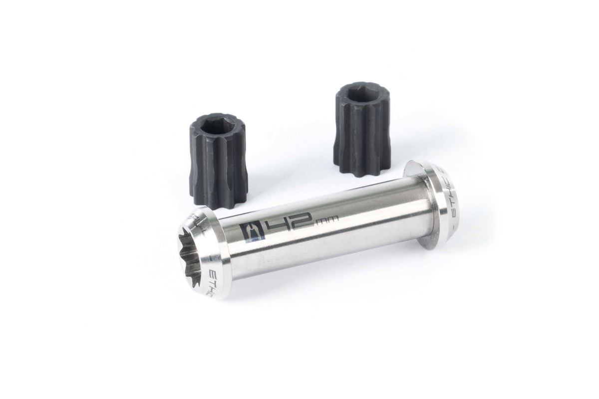 Axle Ethic DTC 12 STD Titanium Size 42 mm