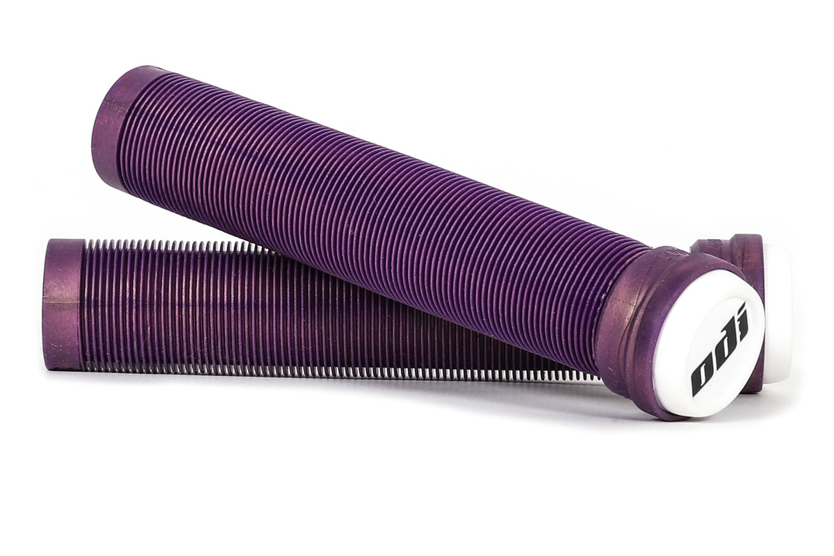 Poignées ODI V2 Lock-On Semi Gaufrées